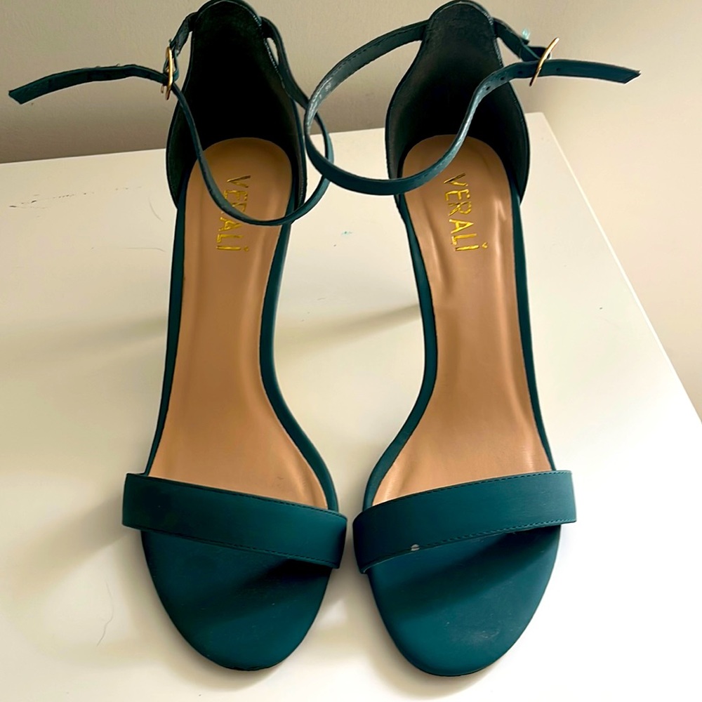 Verali dark green ankle strap heels size 9 1/2